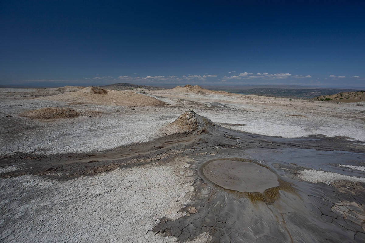 mud-volcanoes-in-vashlovani-national-park